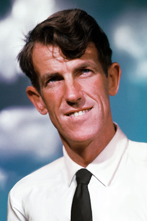 Edmund Hillary in National Geographic - Everest, Una Sfida Lunga 50 Anni