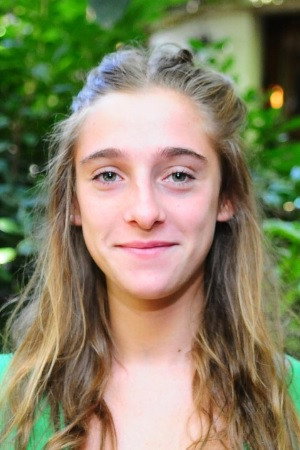 Nuria Fló in Mr. Kaplan