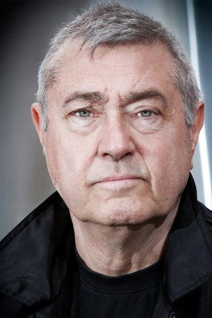 Brian Croucher in Welcome to Curiosity