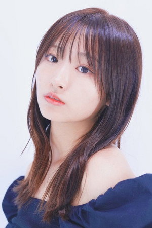 Risa Hinami in CHERRY AND VIRGIN