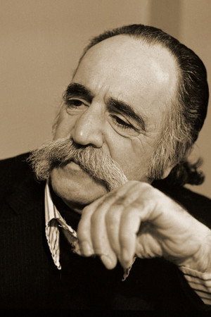 William Saroyan in MOTHERLAND