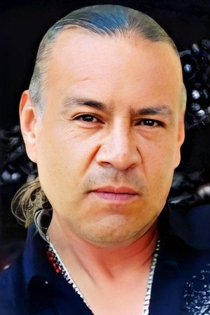 Carlos Puente in Mujeres de la calle
