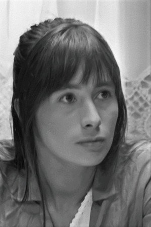 Josine van Dalsum in The Lift