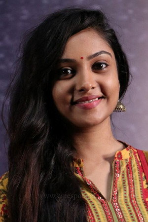 Smruthi Venkat in Thadam