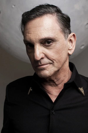 Paulo Miklos in Bob Spit - We Do Not Like People