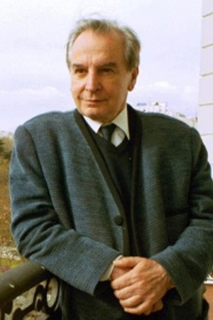 Antonio Larreta in The Window