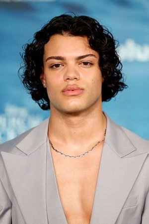 Kevin Chacon in R&R