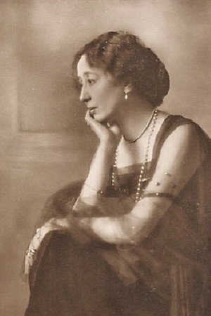 Anna von Palen in The Hunchback and the Dancer