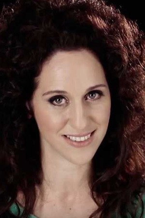 Leonor Svarcas in Mr. Kaplan