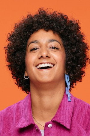Tahnee in Comédie Queer, la scène des Outre-mer