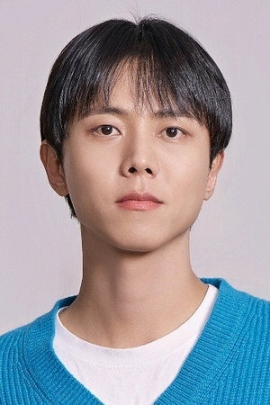 Joo Woo-jae in Miss   Mrs  Cops