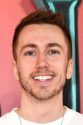 Simon Minter in The Sidemen Story