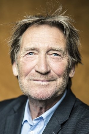 Matthias Habich in Nowhere in Africa