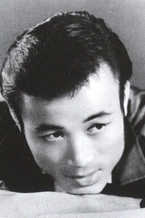 Ou Wei in Fallen Petals