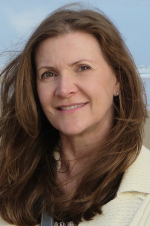 Deborah Jayne Reilly Smith in Dinogeist