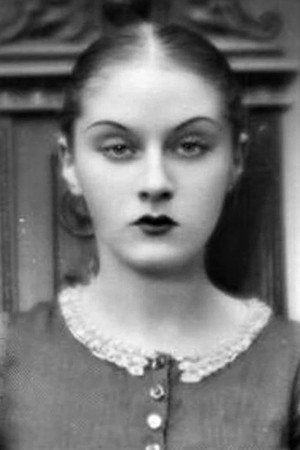 Rena Mandel in Vampyr