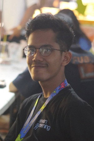 Dimas Putro Utomo in Hasan The Electricity