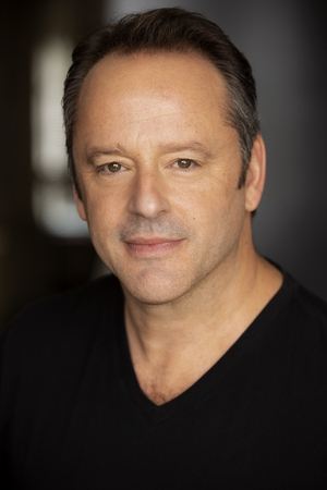 Gil Bellows in Final Days of Planet Earth