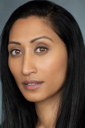 Karishma Navekar in Old Guy
