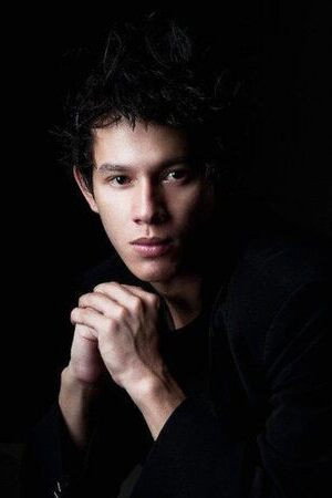 Jeremy Ian in Discreetly