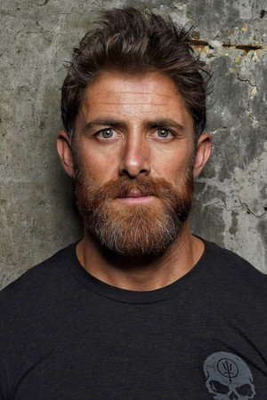 Aldo Kane in Arctic Adventure: Ultimate Survival
