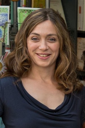 Julia Richter in Is Mausi Coming Out?