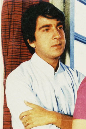 Rakesh Pandey in Sar Kati Laash