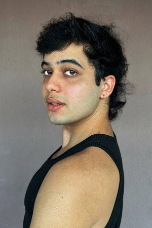 Felipe Santelli in I Recognize You, Yet You Feel Strange