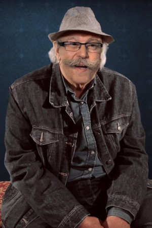 Namoun Madani in Leila and the Others