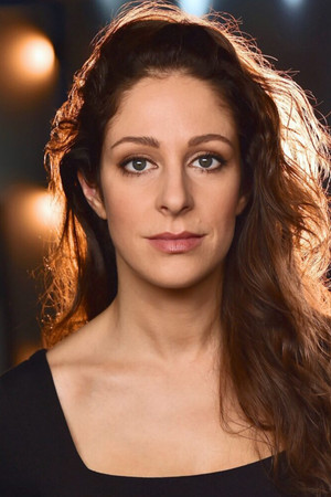 Ana Lopes in A City Between Us