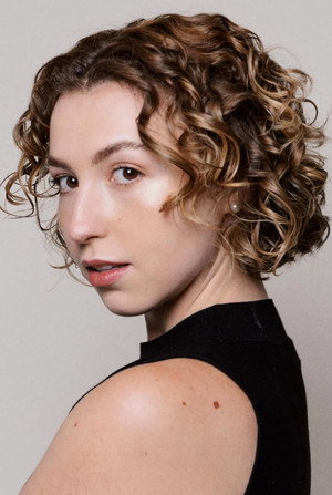 Ana Cuesta in La Audición