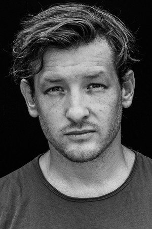 Gustavo Bassani in No Exit