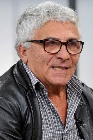 József Székhelyi in Willy the Sparrow