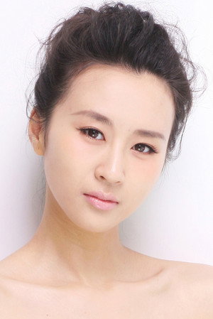 Erica Xia-Hou in Bleeding Steel