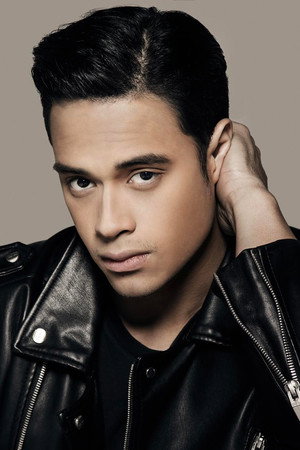 Diego Loyzaga in Petmalu