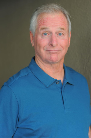 Stephen Howard in Girl / Dad