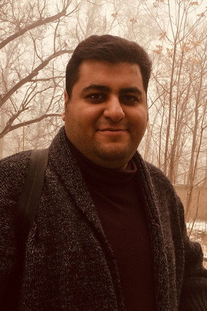 Mehdi Eskandari in The Misty Man