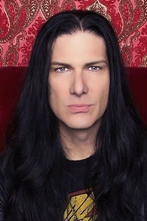 Todd Kerns in Horsey