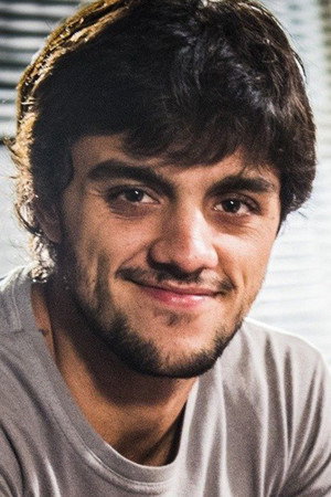 Felipe Simas in Na Quebrada