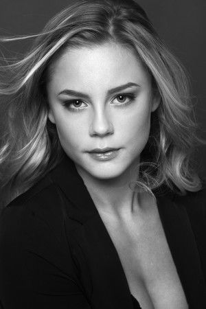 Molly Nutley in Feed