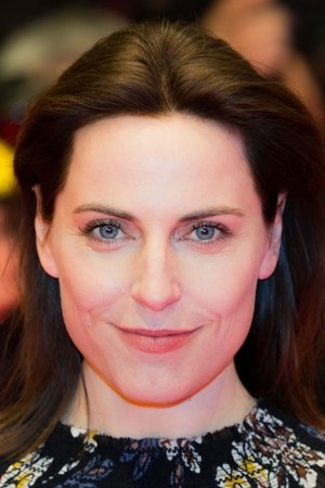 Antje Traue in Oasis