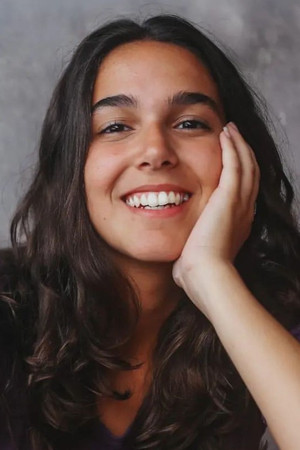 Beatriz Linhales in Esquecemos Como Amar