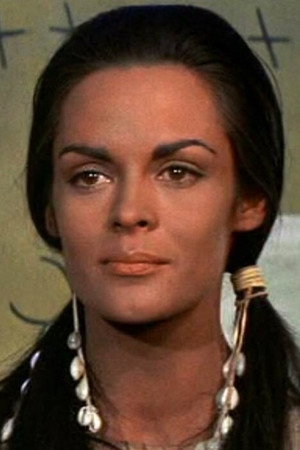 Lina Marín in El Ultimo Pistolero