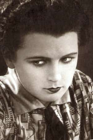 Hilde Maroff in Fair Game
