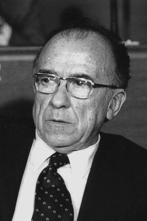 Santiago Carrillo in Que mi nombre no se borre de la historia