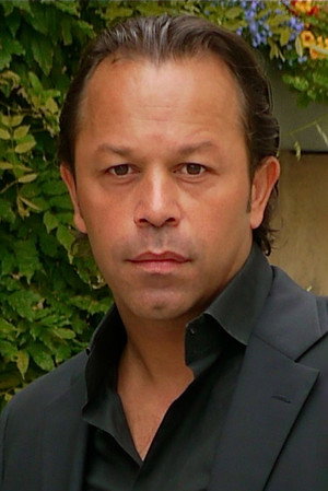 Nelson Vasquez in El Cantante