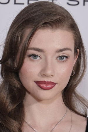 Sydney Taylor in Don't Be Shy