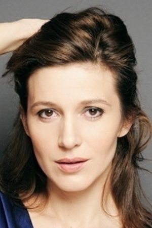 Caroline Ducey in Une île