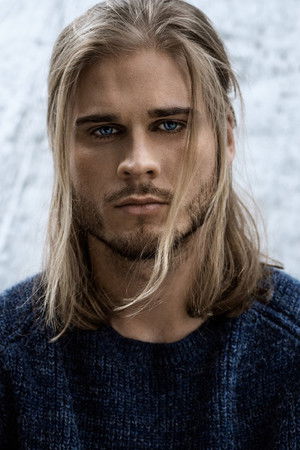 Rúrik Gíslason in Eat Pray Bark