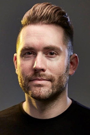 Kyle Taylor in Dis/Informed